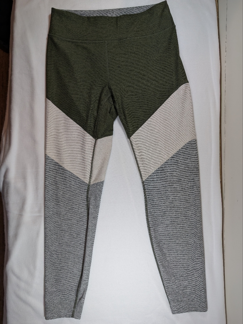 Outdoor‎ Voices Gray Cream and Olive Active Leggings